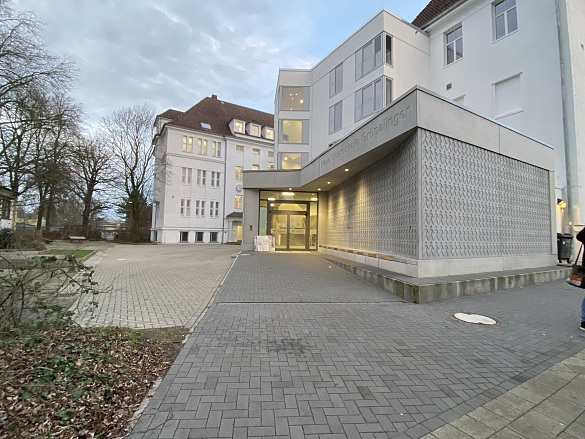 Neue Oberschule Groepelingen - Umbau abgeschlossen